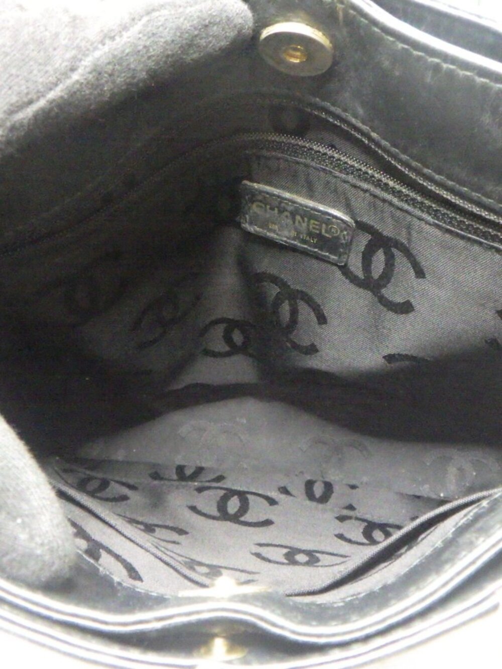 Chanel Bag 7-Series - Picture 14 of 16